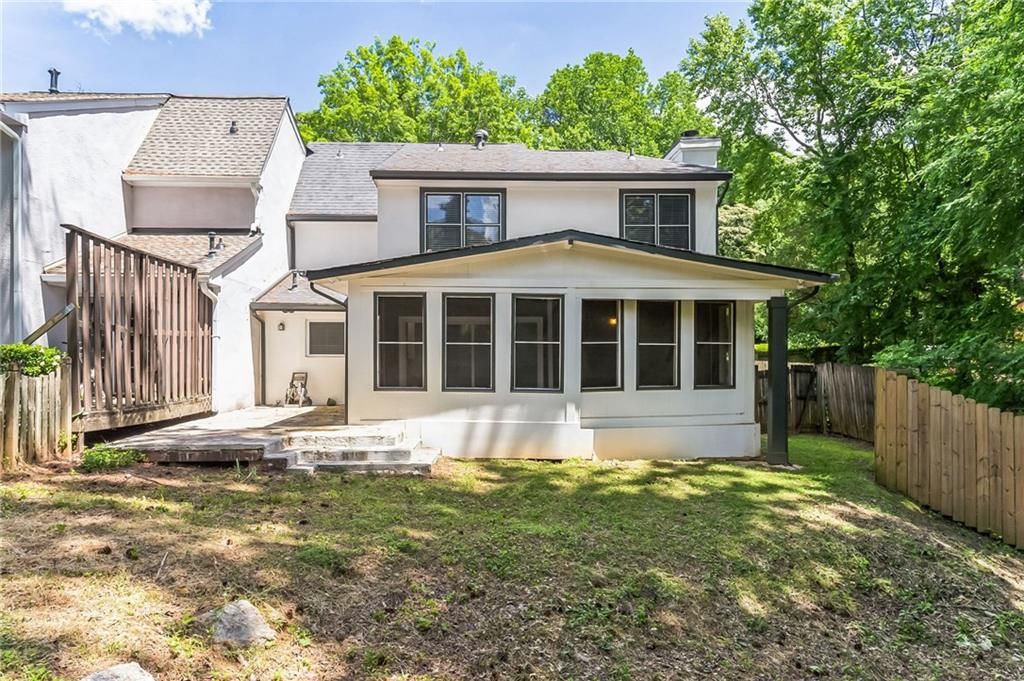 Image 28 of property listing at 1452 Briaroaks Trail NE, Atlanta, GA 30329