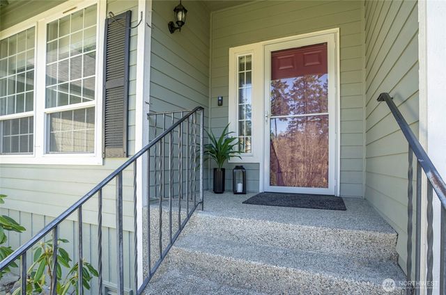 6411 65th Avenue NW, Gig Harbor, WA 98335