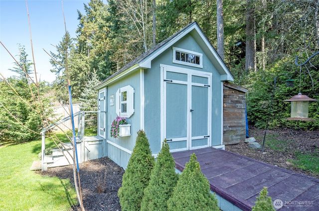 6411 65th Avenue NW, Gig Harbor, WA 98335