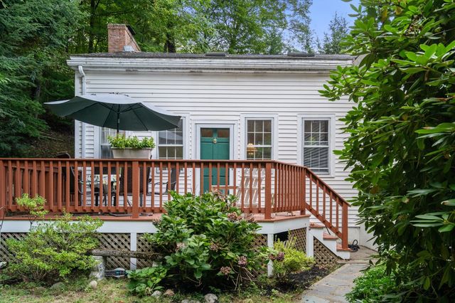 24 Cliff Road, Wellesley, MA 02481