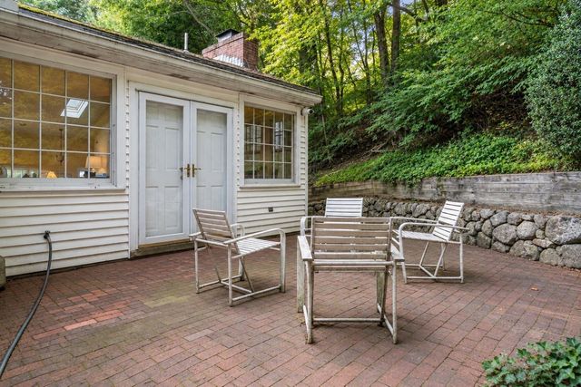 24 Cliff Road, Wellesley, MA 02481
