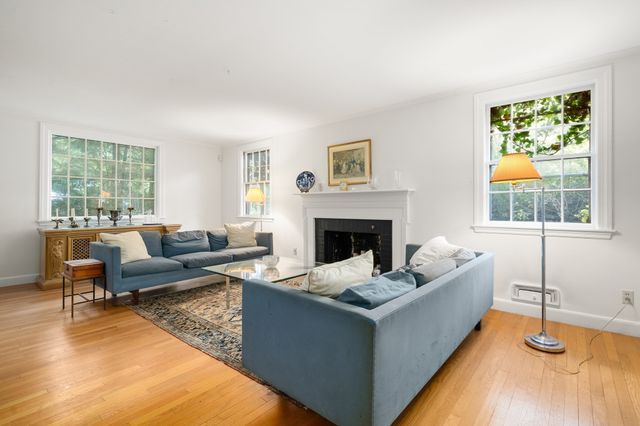 24 Cliff Road, Wellesley, MA 02481