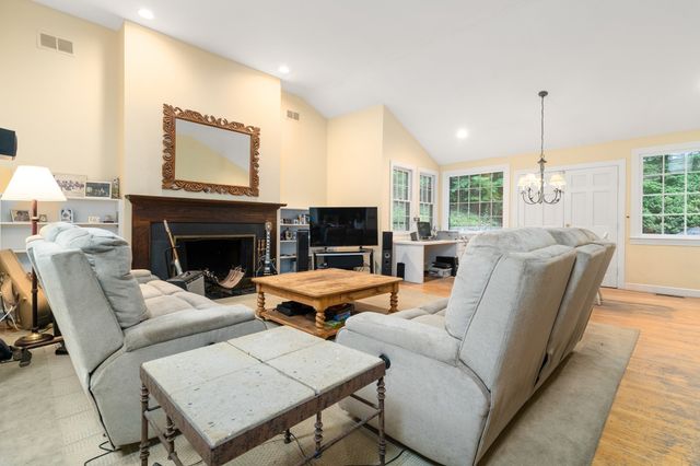 24 Cliff Road, Wellesley, MA 02481