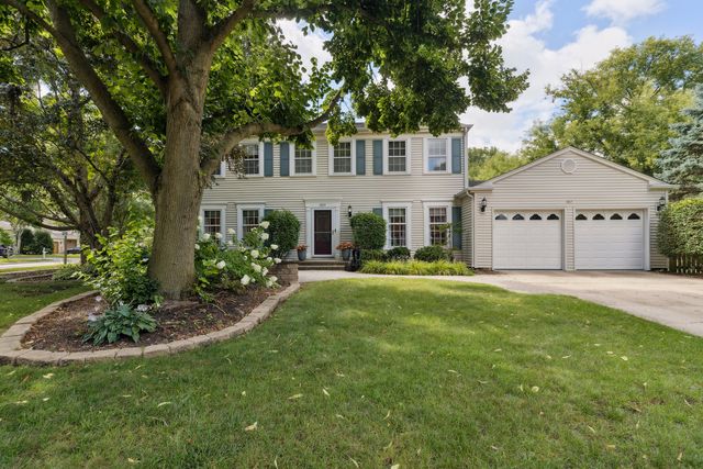 1017 Dawes Street, Libertyville, IL 60048