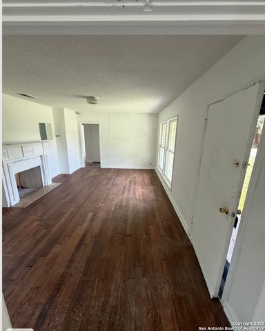 703 ALEXANDER HAMILTON DR, San Antonio, TX 78228