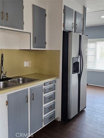 1536 S State Street 156, Hemet, CA 92543