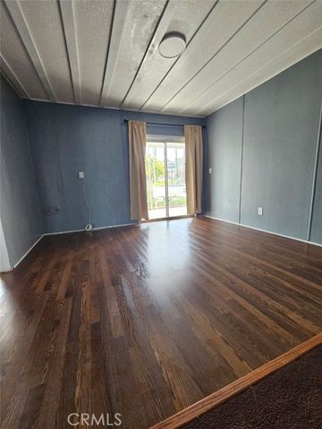 1536 S State Street 156, Hemet, CA 92543