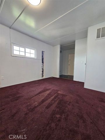 1536 S State Street 156, Hemet, CA 92543