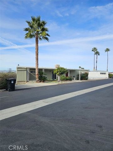 1536 S State Street 156, Hemet, CA 92543