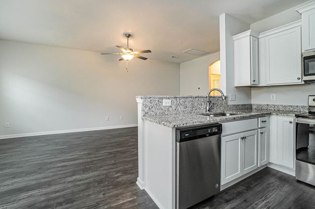 217 Kinsale Dr, Spring Hill, TN 37174