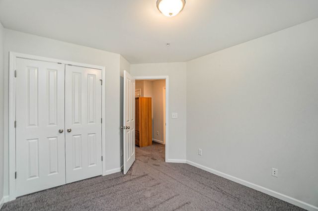 217 Kinsale Dr, Spring Hill, TN 37174
