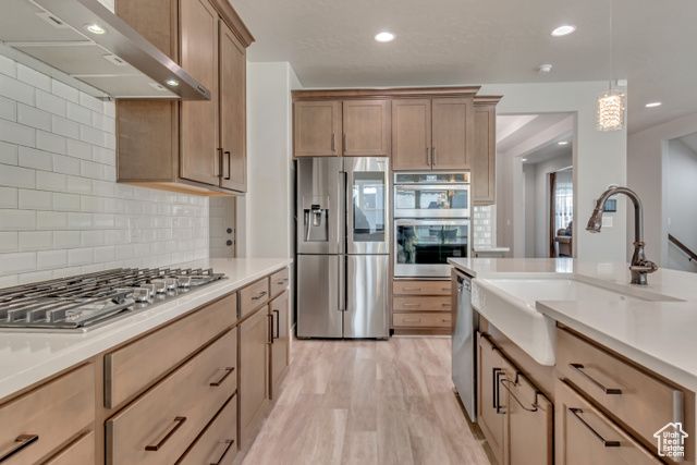 4689 W LACE WOOD DR, West Jordan, UT 84084