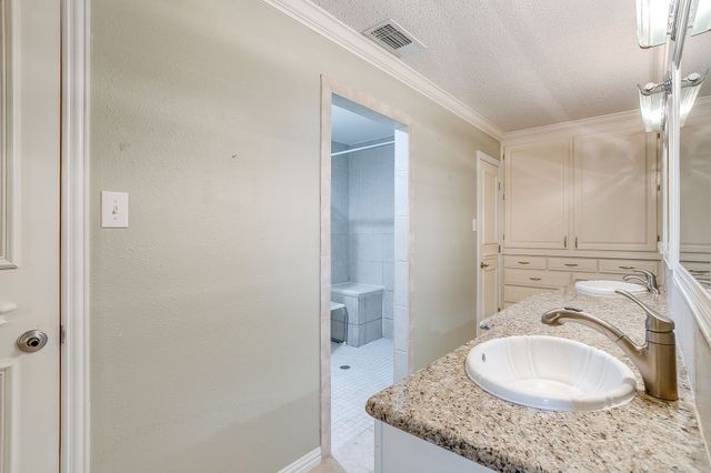 4228 Toledo Avenue, Fort Worth, TX 76133