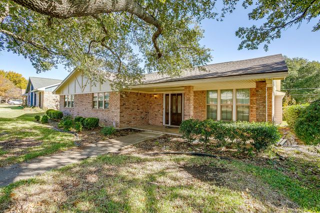 4228 Toledo Avenue, Fort Worth, TX 76133