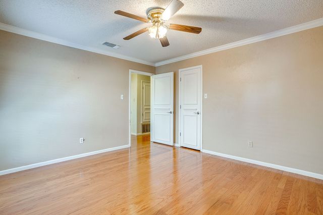 4228 Toledo Avenue, Fort Worth, TX 76133