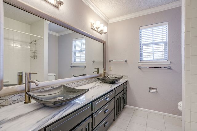 4228 Toledo Avenue, Fort Worth, TX 76133