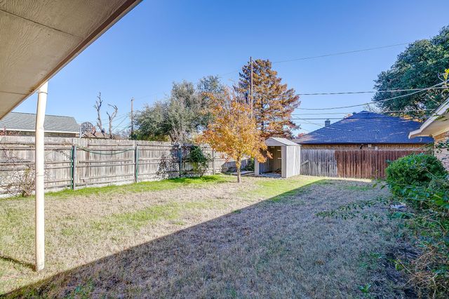 4228 Toledo Avenue, Fort Worth, TX 76133