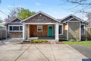 995 985 Garnet St NE, Salem, OR 97301