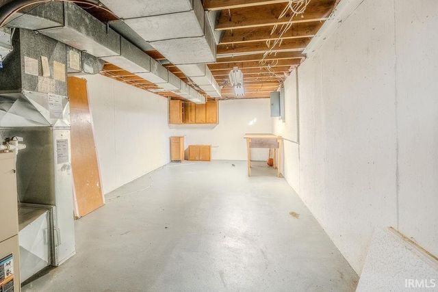 6334 Bennington Drive, Fort Wayne, IN 46815