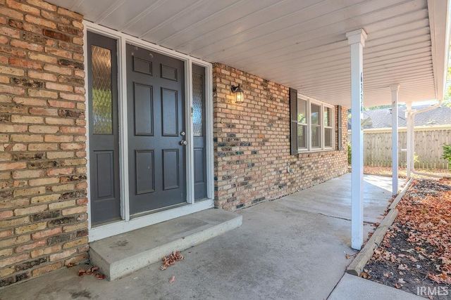 6334 Bennington Drive, Fort Wayne, IN 46815