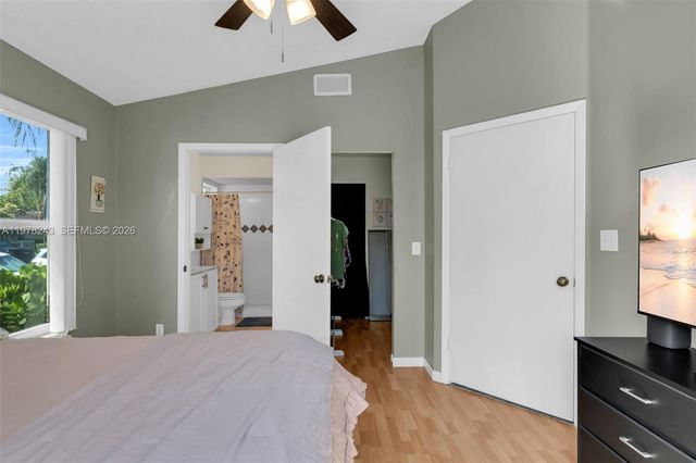 8751 SW 215th Ter, Cutler Bay, FL 33189