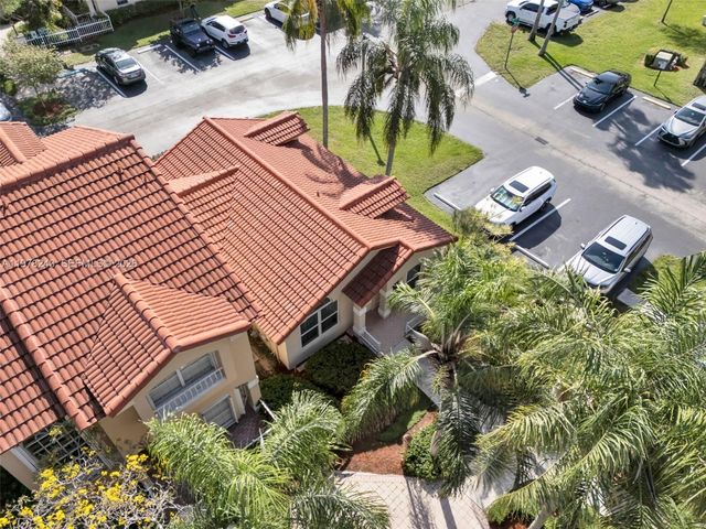 8751 SW 215th Ter, Cutler Bay, FL 33189