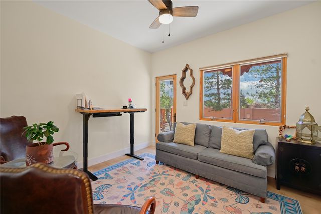 839 Camino Francisca, Santa Fe, NM 87506