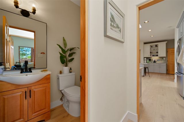 839 Camino Francisca, Santa Fe, NM 87506