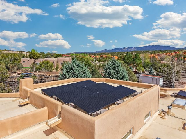 839 Camino Francisca, Santa Fe, NM 87506