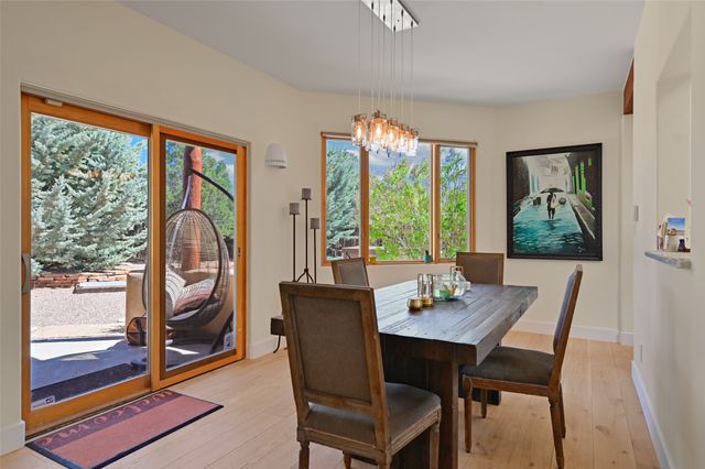 839 Camino Francisca, Santa Fe, NM 87506