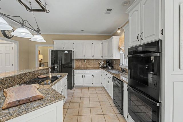 337 REVELL CV, Collierville, TN 38017