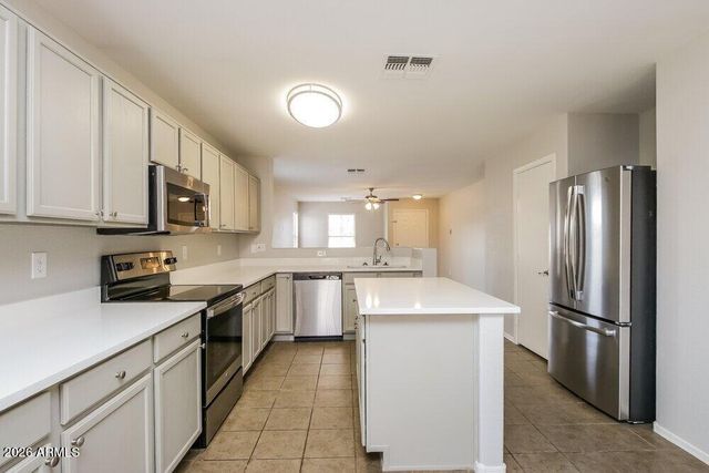 3648 E Constitution Drive, Gilbert, AZ 85296