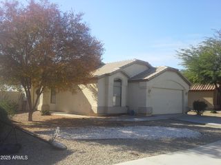 16735 W TAYLOR Street, Goodyear, AZ 85338