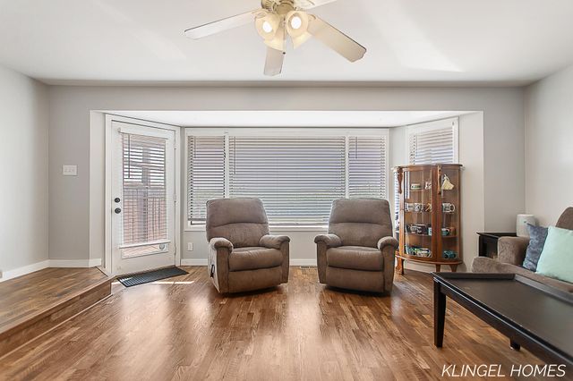 551 Gidley Circle D, Grand Haven, MI 49417