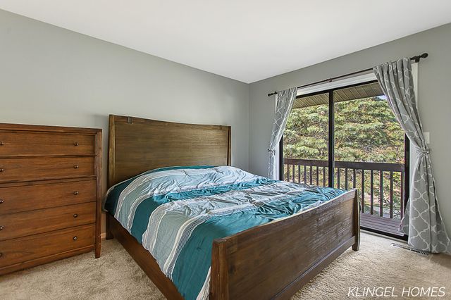 551 Gidley Circle D, Grand Haven, MI 49417