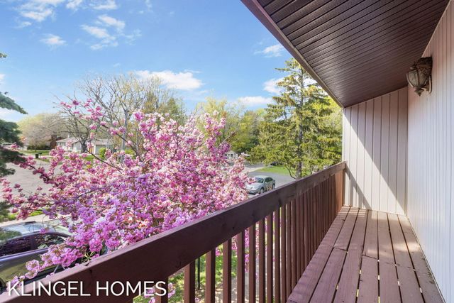 551 Gidley Circle D, Grand Haven, MI 49417