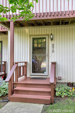551 Gidley Circle D, Grand Haven, MI 49417