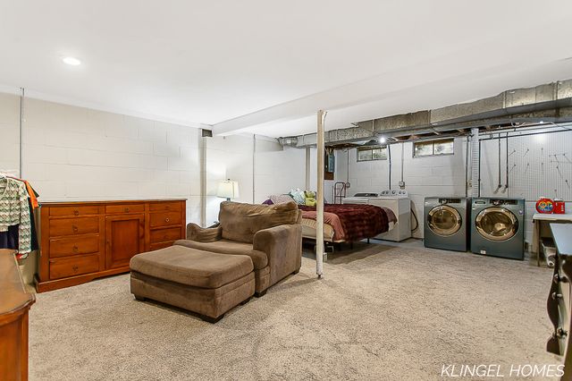 551 Gidley Circle D, Grand Haven, MI 49417