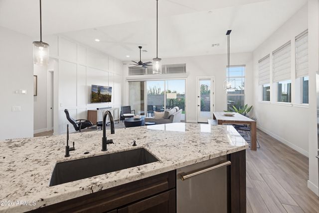 13173 W HORSETAIL Trail, Peoria, AZ 85383