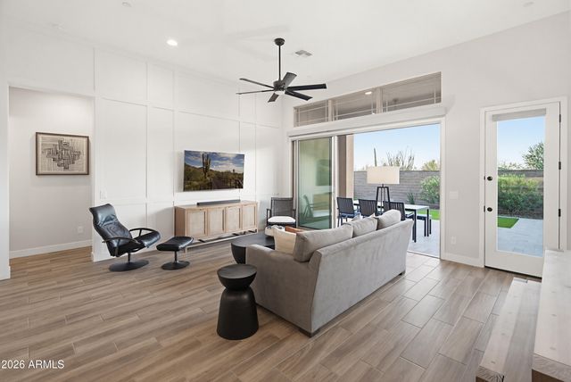 13173 W HORSETAIL Trail, Peoria, AZ 85383