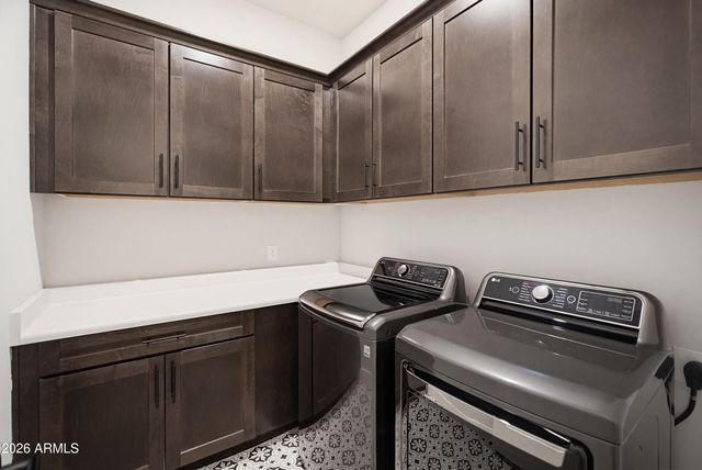 13173 W HORSETAIL Trail, Peoria, AZ 85383