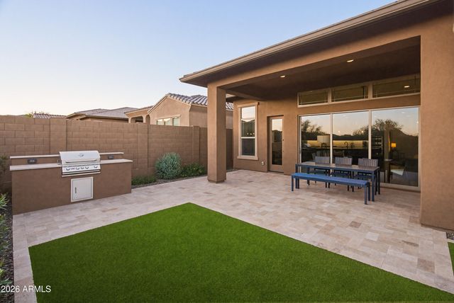 13173 W HORSETAIL Trail, Peoria, AZ 85383