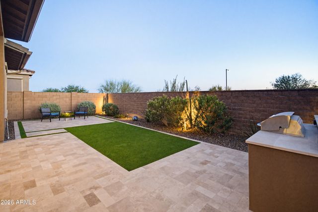 13173 W HORSETAIL Trail, Peoria, AZ 85383