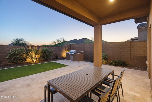 13173 W HORSETAIL Trail, Peoria, AZ 85383
