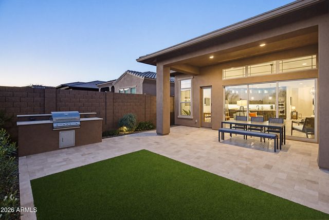 13173 W HORSETAIL Trail, Peoria, AZ 85383