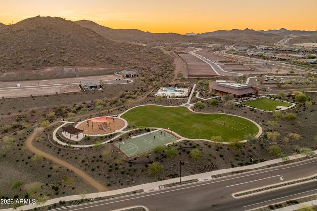 13173 W HORSETAIL Trail, Peoria, AZ 85383