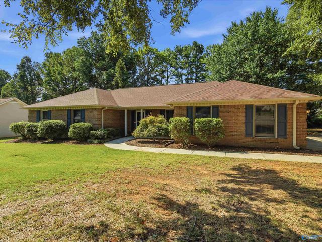 220 Bent Oak Circle, Harvest, AL 35749