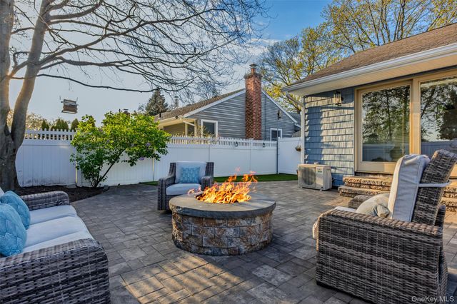 2489 Eileen Road, Oceanside, NY 11572