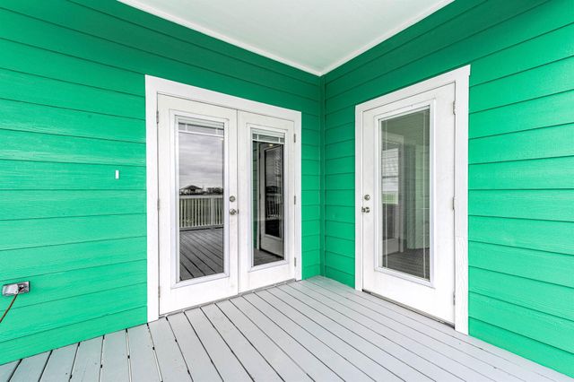 4014 Mitote Drive, Galveston, TX 77554