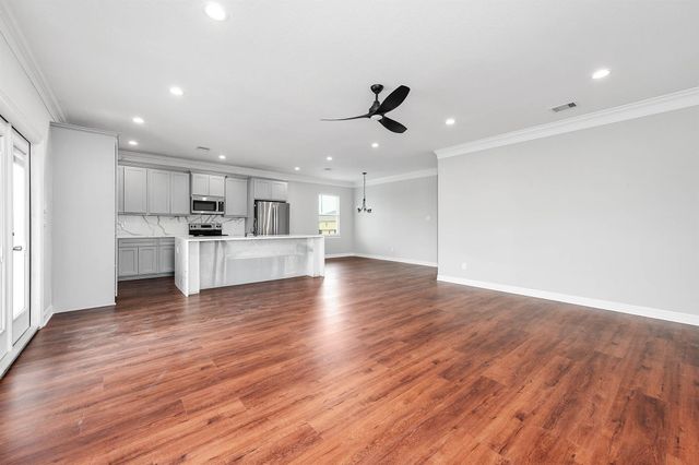 4014 Mitote Drive, Galveston, TX 77554